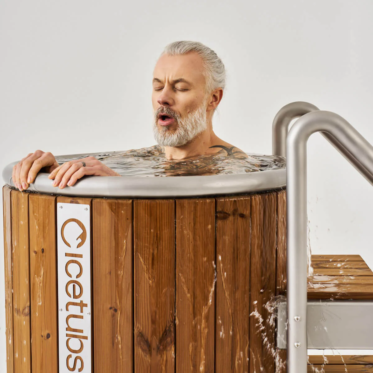 IceTubs IceBarrel Plunge Tub